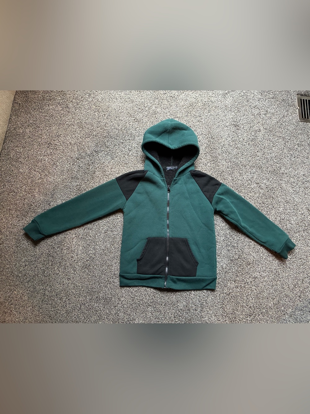 Truth Substance Boy’s Green and Black Sherpa Lined Zip Up Hoodie, Size 6